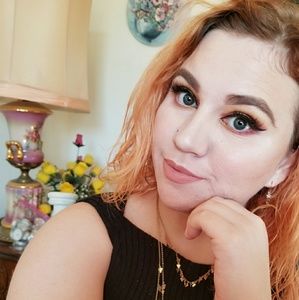 Meet your Posher, Marina